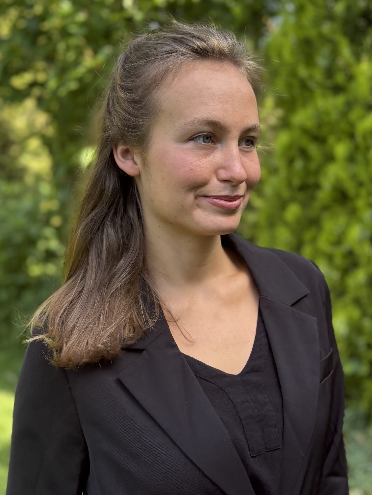 Trauerrednerin Elisa Francesca Büsch aus Augsburg